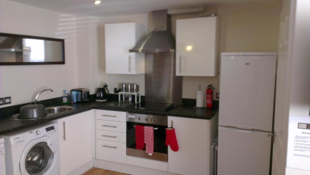 The House - Free 1st Breakfast - Free Parking Appartement *